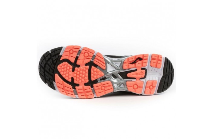 Кроссовки беговые женские черные Joma HISPALIS